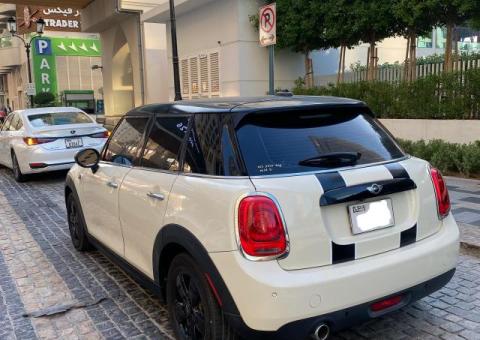 Mini Cooper 2021 Under Warranty